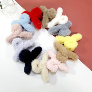 Fuzzy Hair Claw Clip (*colors/styles vary)